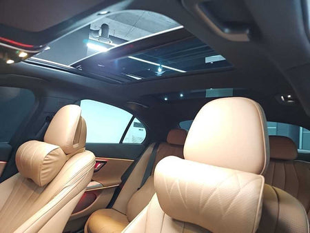 Mercedes-Benz E-Class — photo 14