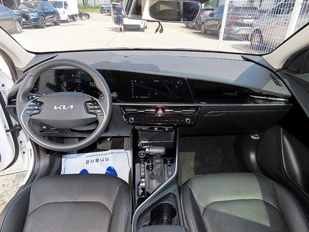 Kia Niro — photo 07