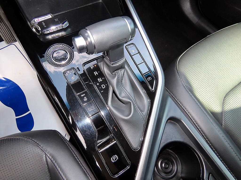 Kia Niro — photo 10
