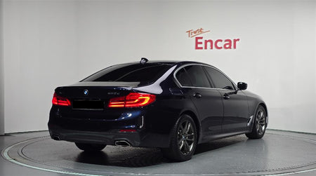 BMW 5-Series — photo 07