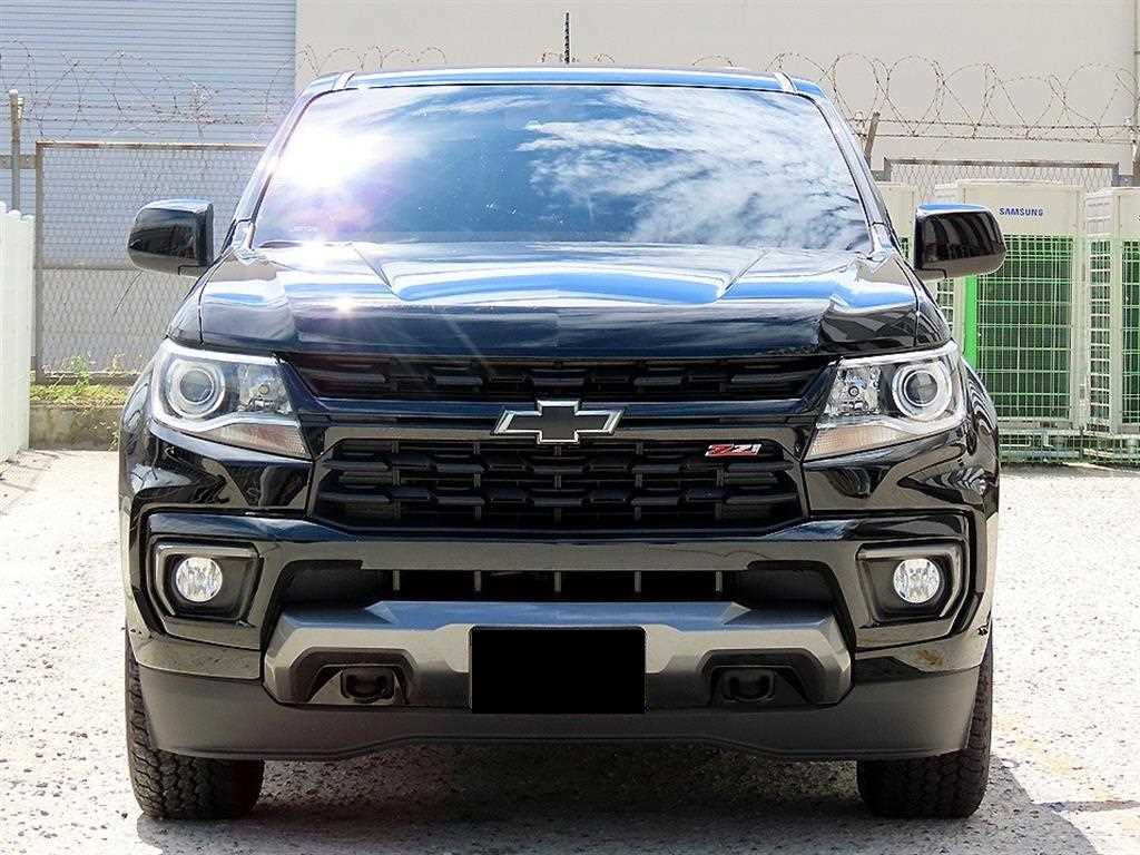 CHEVROLET Colorado — photo 01