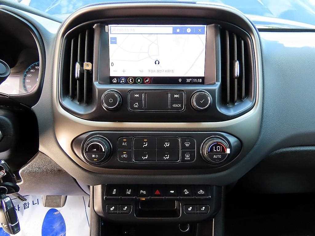 CHEVROLET Colorado — photo 14