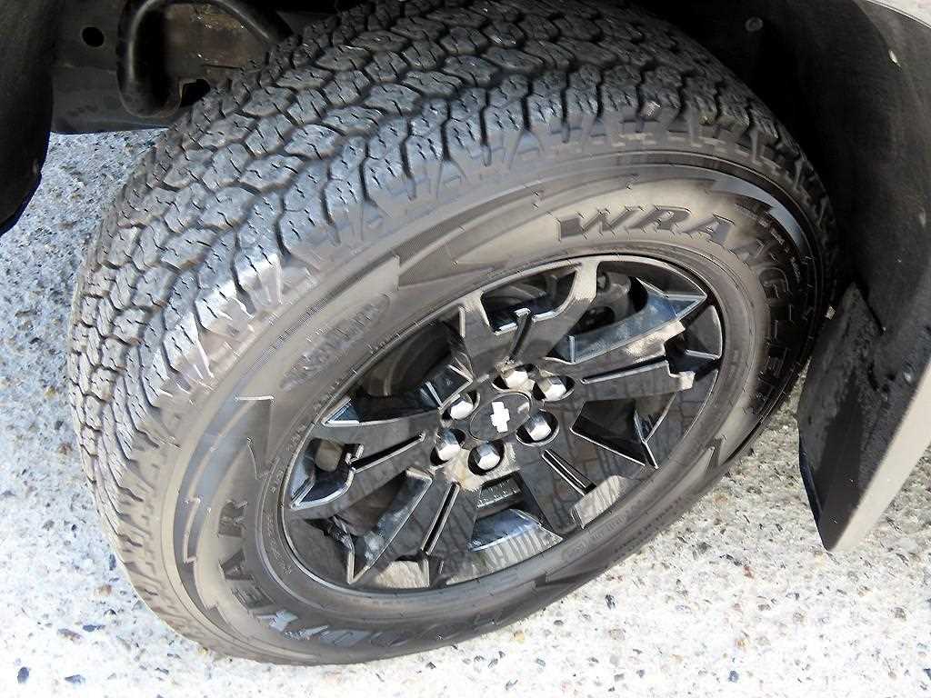 CHEVROLET Colorado — photo 20