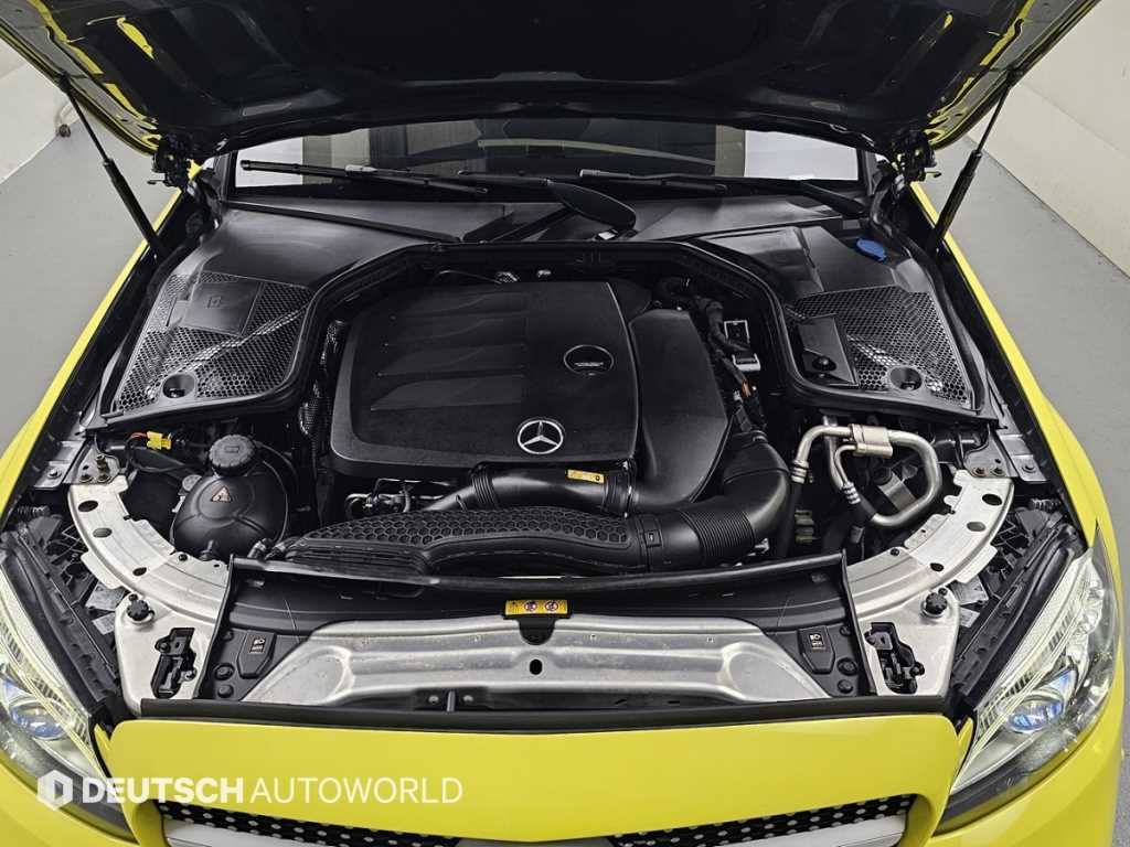 Mercedes-Benz C-Class — photo 05