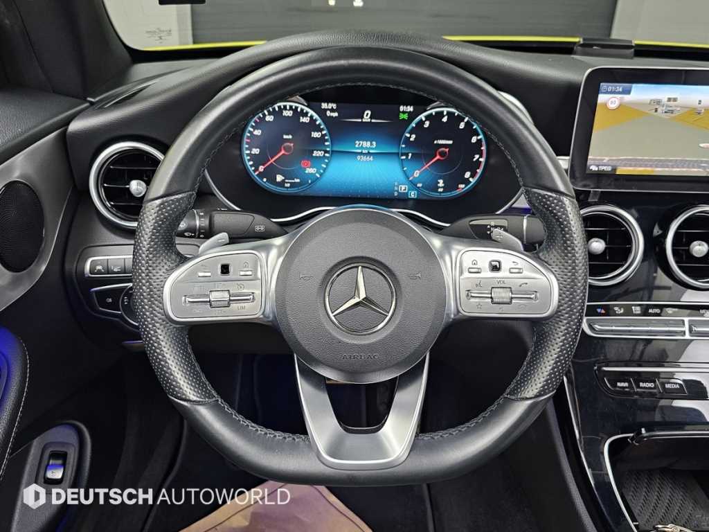 Mercedes-Benz C-Class — photo 12