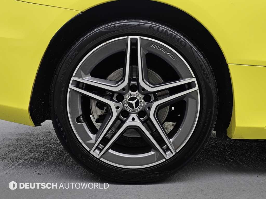 Mercedes-Benz C-Class — photo 19