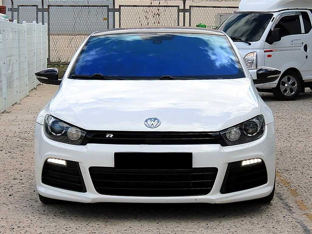 Volkswagen Scirocco — photo 01