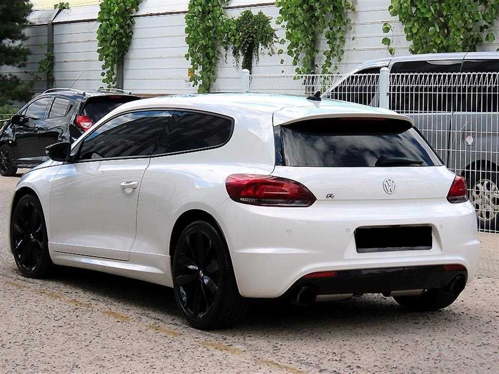 Volkswagen Scirocco — photo 03