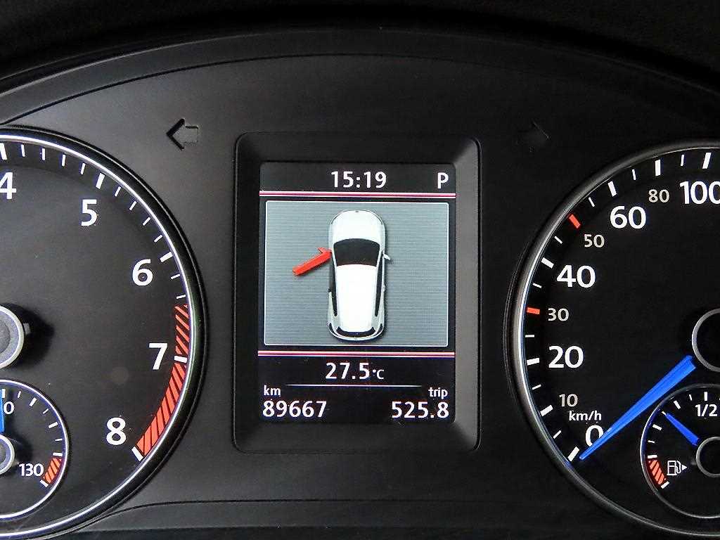 Volkswagen Scirocco — photo 09