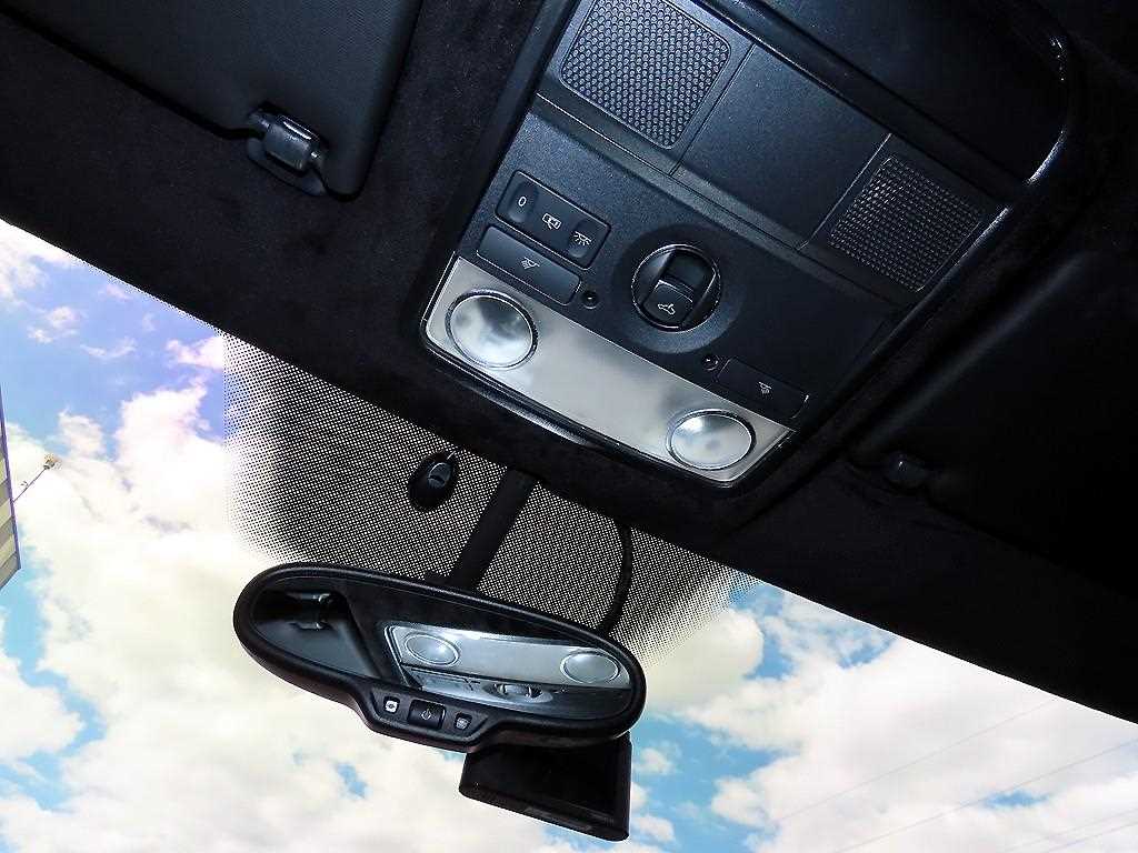 Volkswagen Scirocco — photo 16