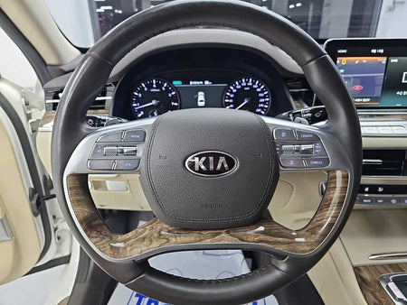 Kia K9 — photo 09