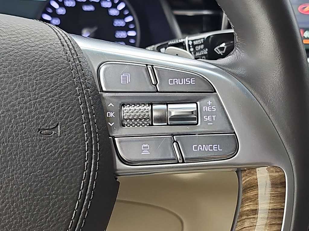 Kia K9 — photo 17