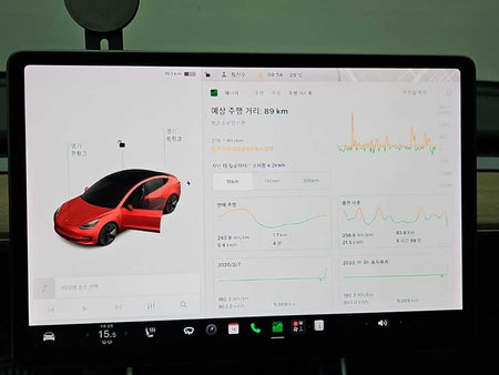 Tesla Model 3 — photo 06