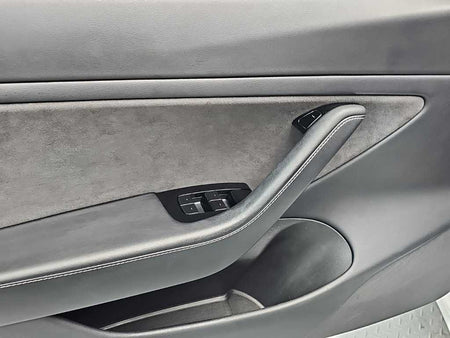 Tesla Model 3 — photo 16