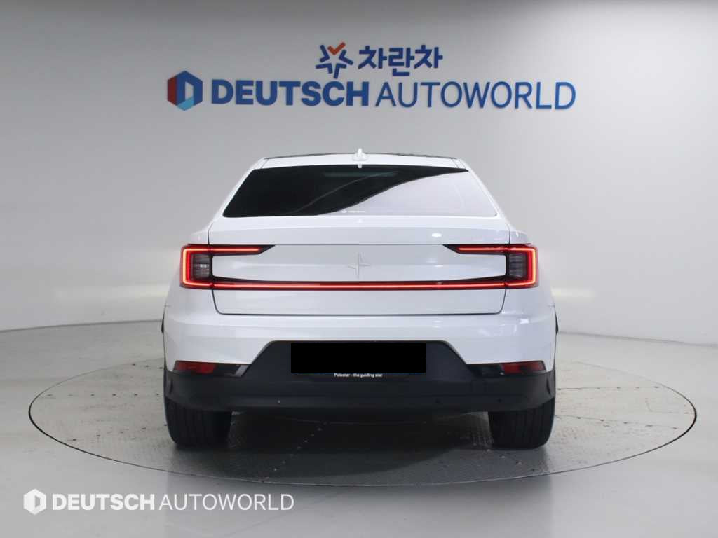 Polestar Polestar 2 — photo 04