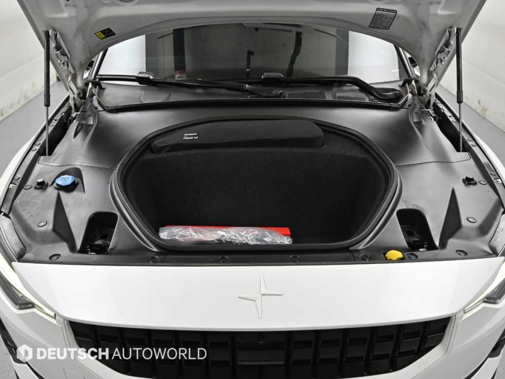 Polestar Polestar 2 — photo 05