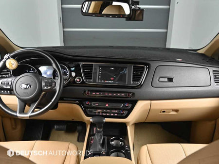 Kia Carnival — photo 07