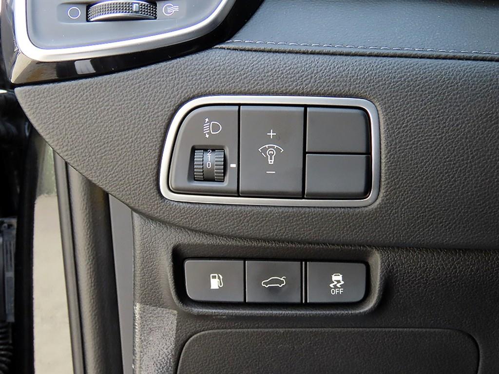 Hyundai Grandeur — photo 12