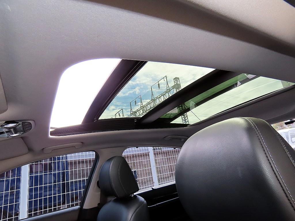Hyundai Grandeur — photo 17