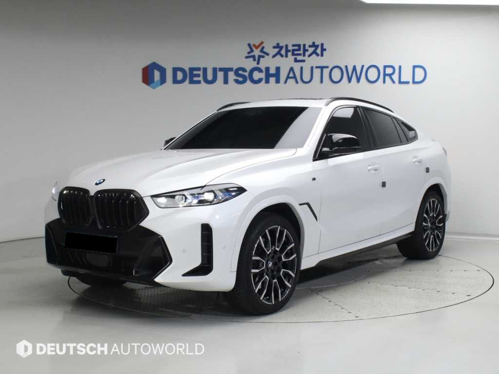 BMW X6 — photo 01