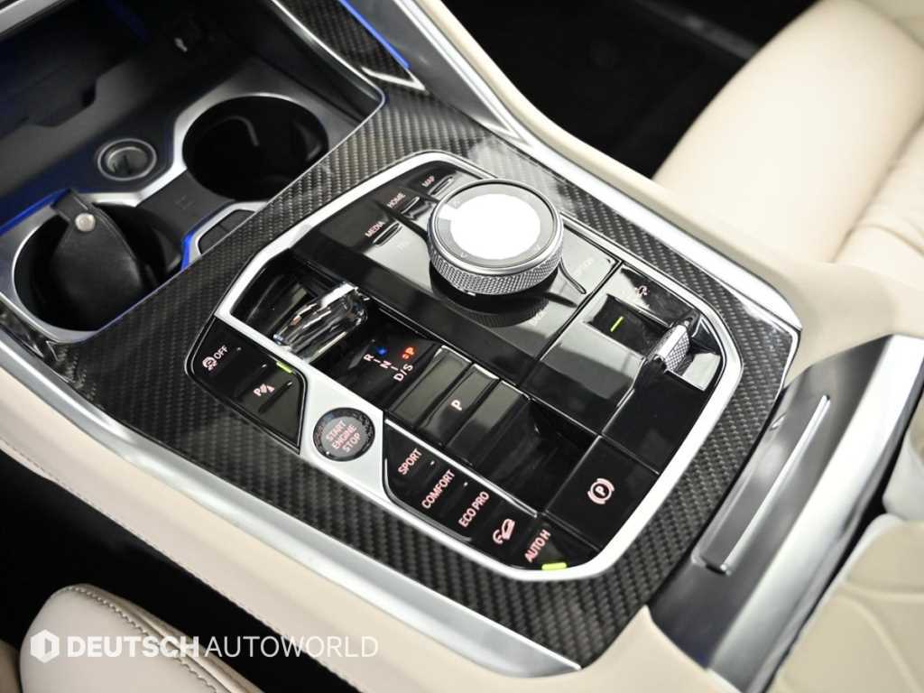 BMW X6 — photo 09