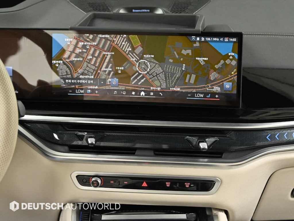 BMW X6 — photo 14