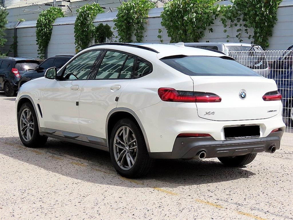 BMW X4 — photo 03
