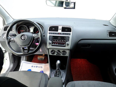 Volkswagen Polo — photo 05