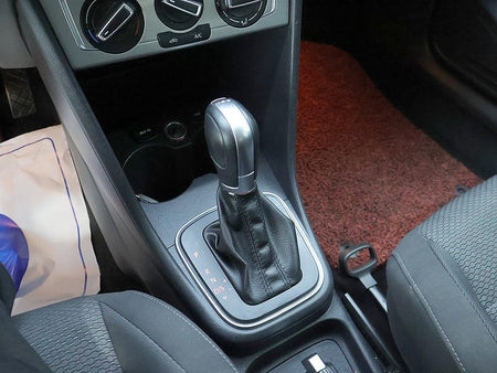 Volkswagen Polo — photo 10