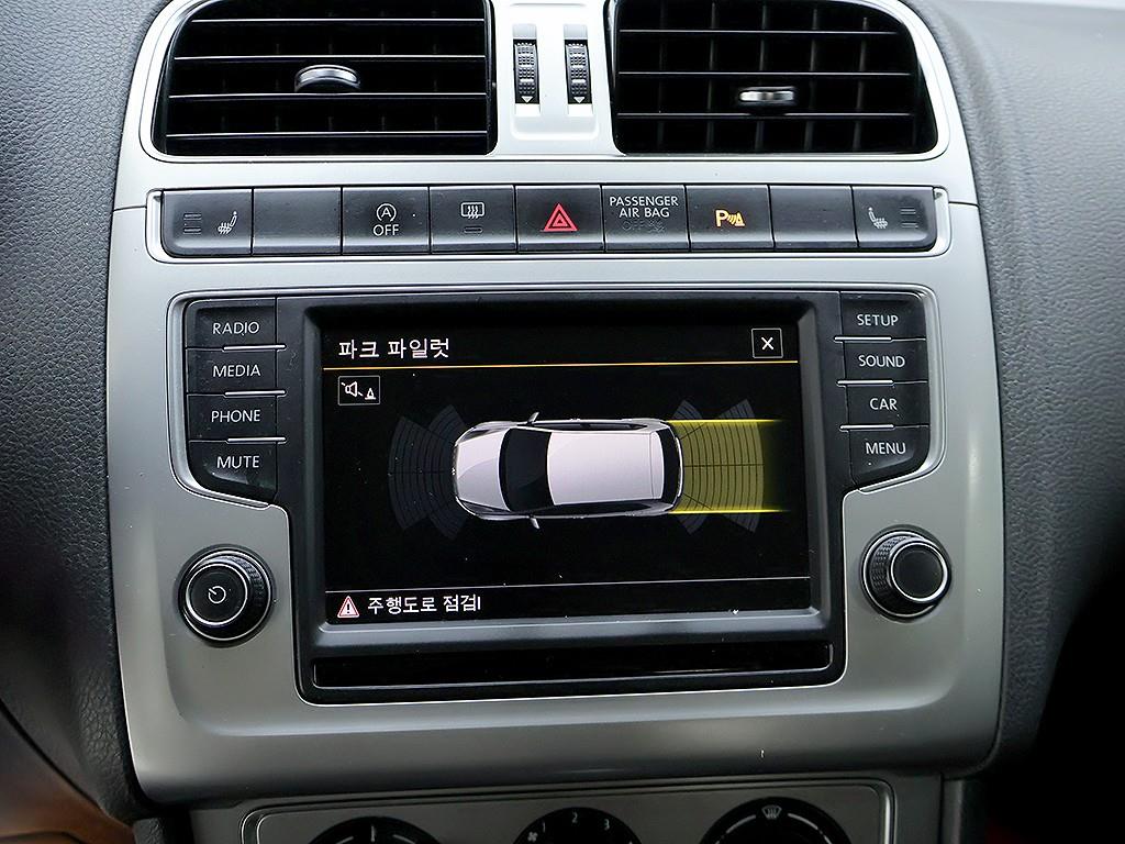 Volkswagen Polo — photo 14