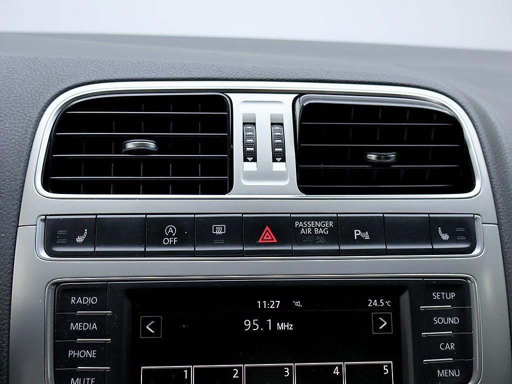 Volkswagen Polo — photo 16