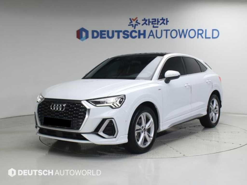 Audi Q3 — photo 01