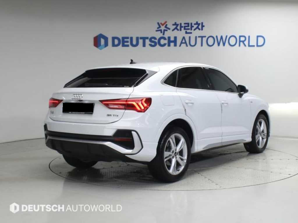 Audi Q3 — photo 02