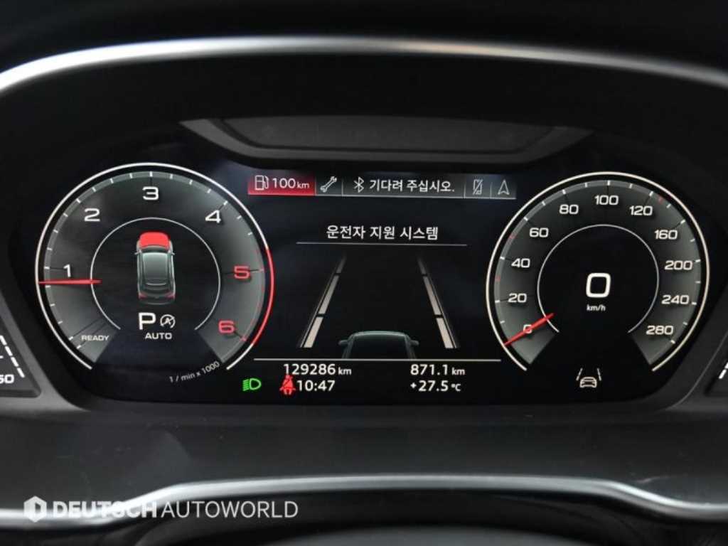 Audi Q3 — photo 08