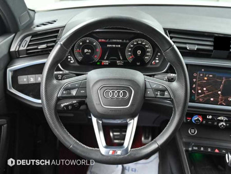 Audi Q3 — photo 13