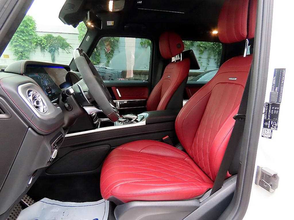Mercedes-Benz G-Class — photo 06