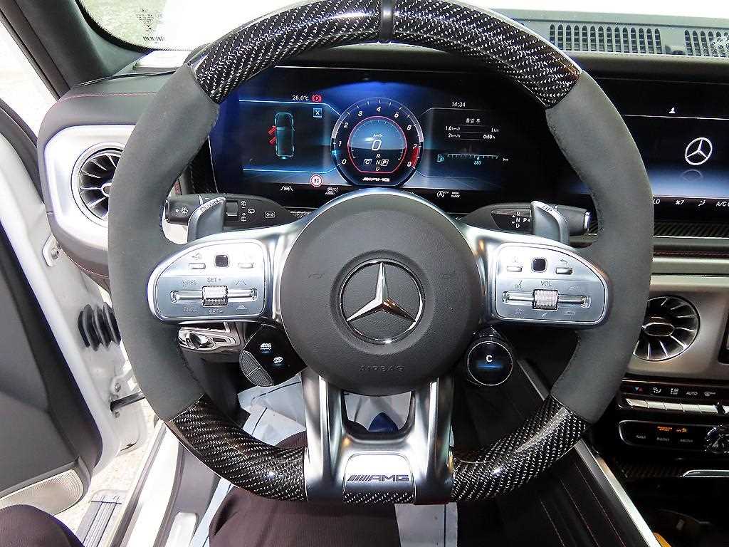 Mercedes-Benz G-Class — photo 09