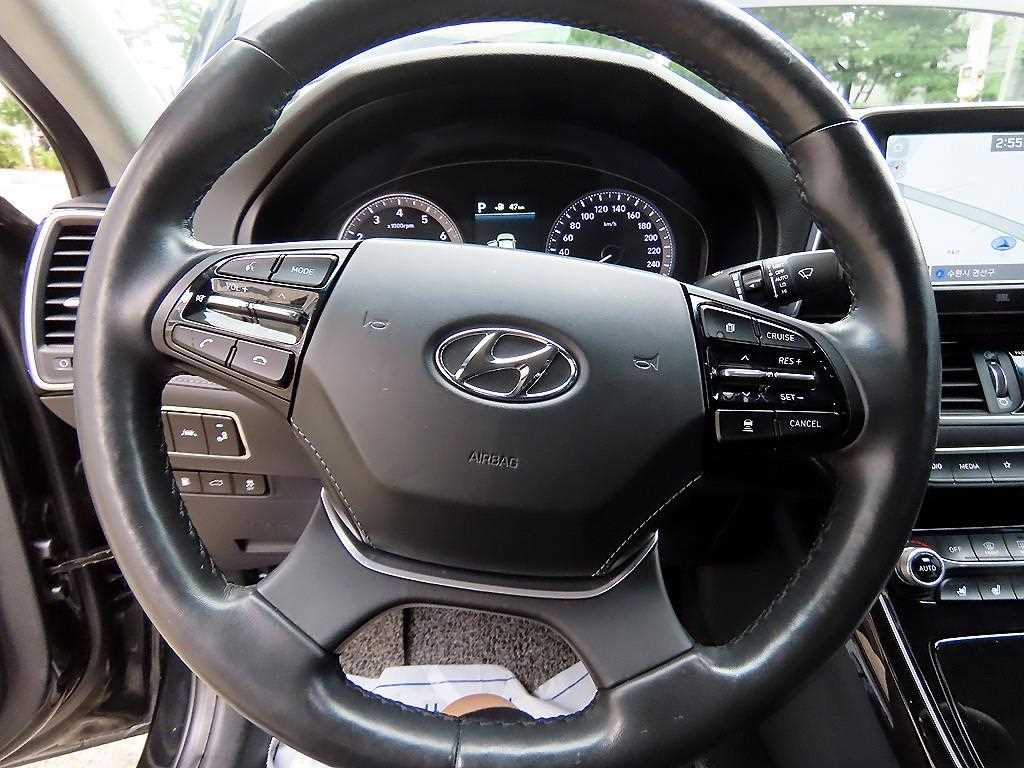 Hyundai Grandeur — photo 08