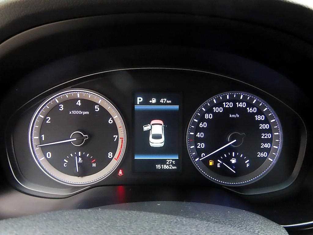 Hyundai Grandeur — photo 09