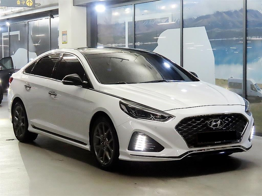 Hyundai Sonata — photo 01