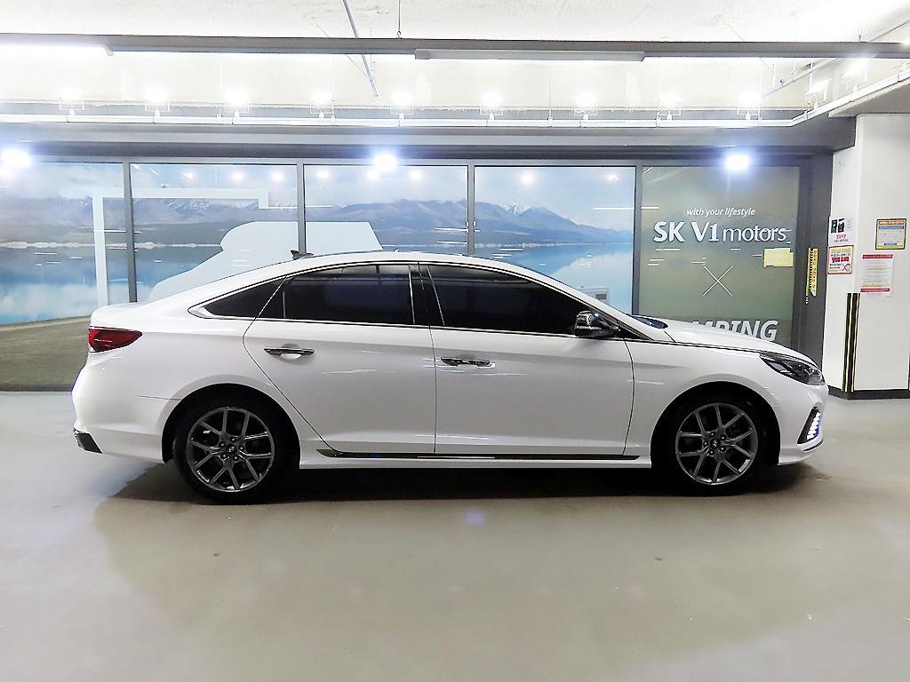Hyundai Sonata — photo 03