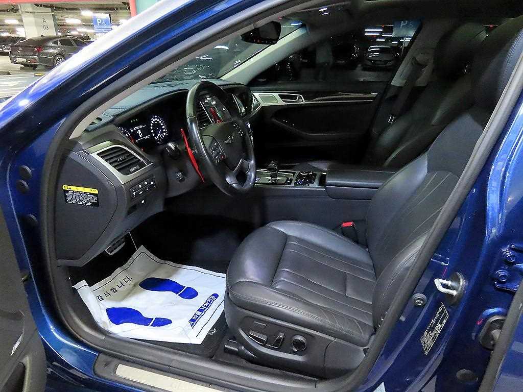 Genesis G80 — photo 06