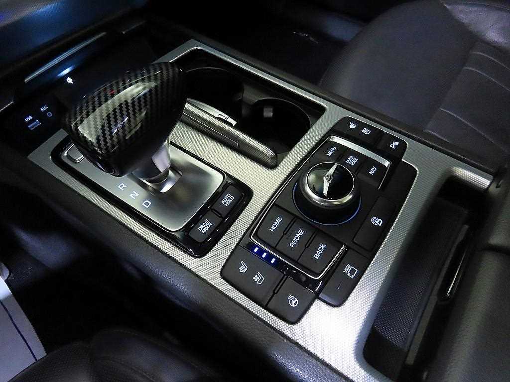 Genesis G80 — photo 12
