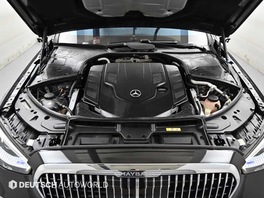 Mercedes-Benz S-Class — photo 06