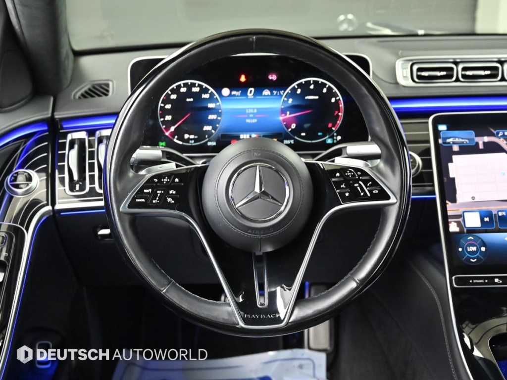 Mercedes-Benz S-Class — photo 13