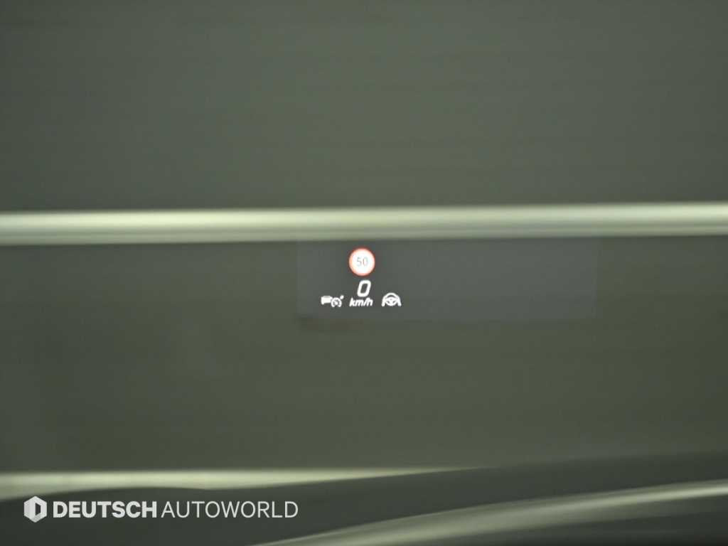 Mercedes-Benz S-Class — photo 17