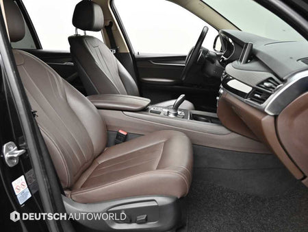 BMW X5 — photo 10
