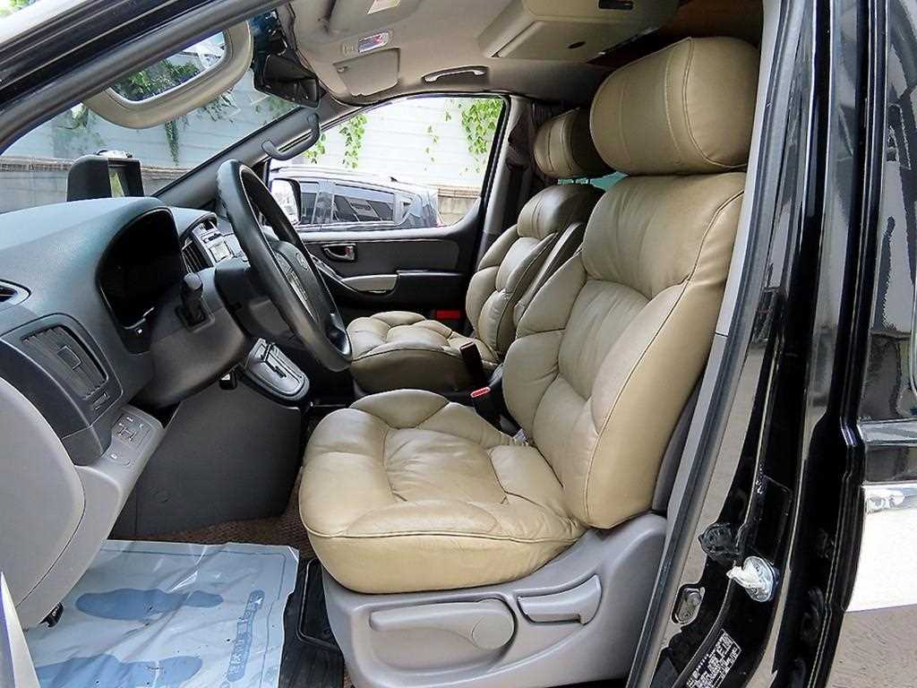 Hyundai Starex — photo 06