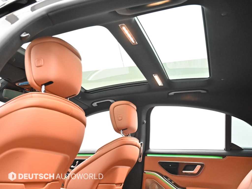 Mercedes-Benz S-Class — photo 18