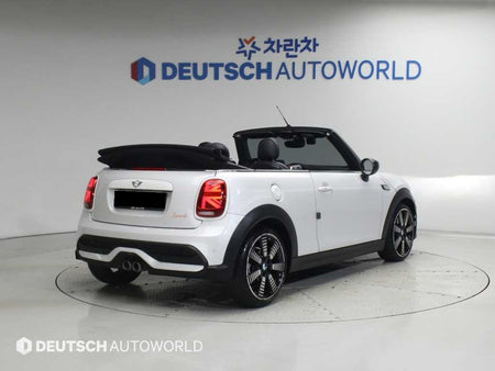 Mini Cooper Convertible — photo 02